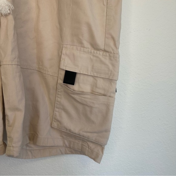 Men’s Tan Cargo Shorts – Size 6XL - Picture 3 of 7